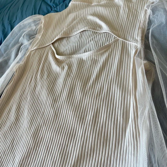 💚NOWT, Cut out mesh sleeve Blouse - Picture 4 of 5